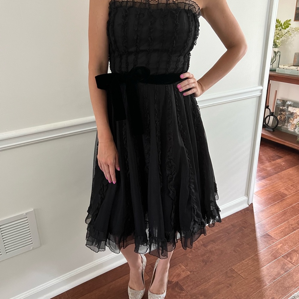 RED Valentino Elegant Black Strapless Dress
